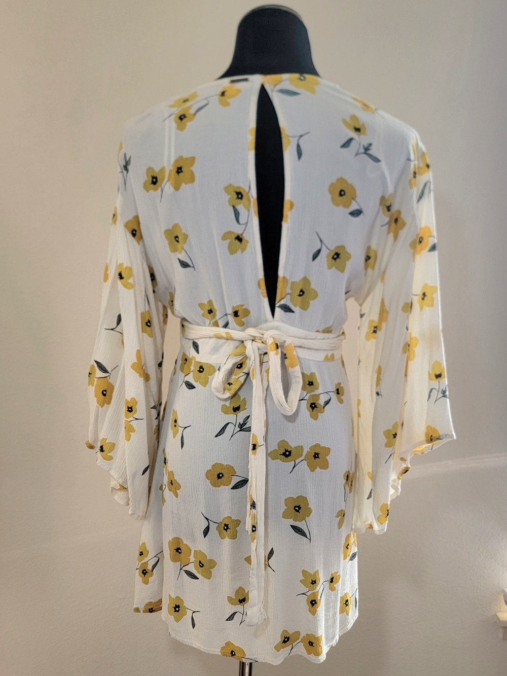 Billabong Floral Kimono Style Wrap Dress | Size L | Boho Bell Sleeve Summer